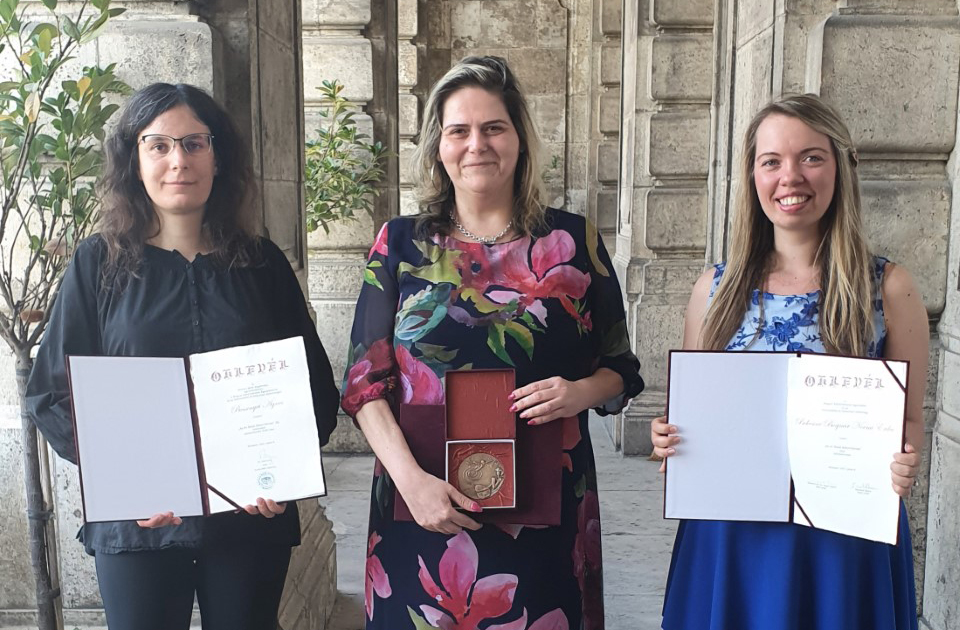 Díjazottaink (balról jobbra): Bessenyei Ágnes, dr. Amberg Eszter, Békésiné Bognár Noémi Erika